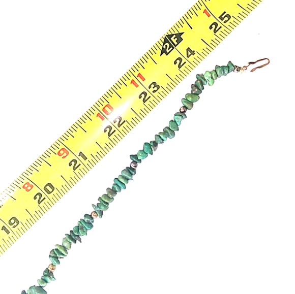 2FT+ VINTAGE All Natural Green Turquoise Chip Necklace **SALE PRICE** - Picture 9 of 12